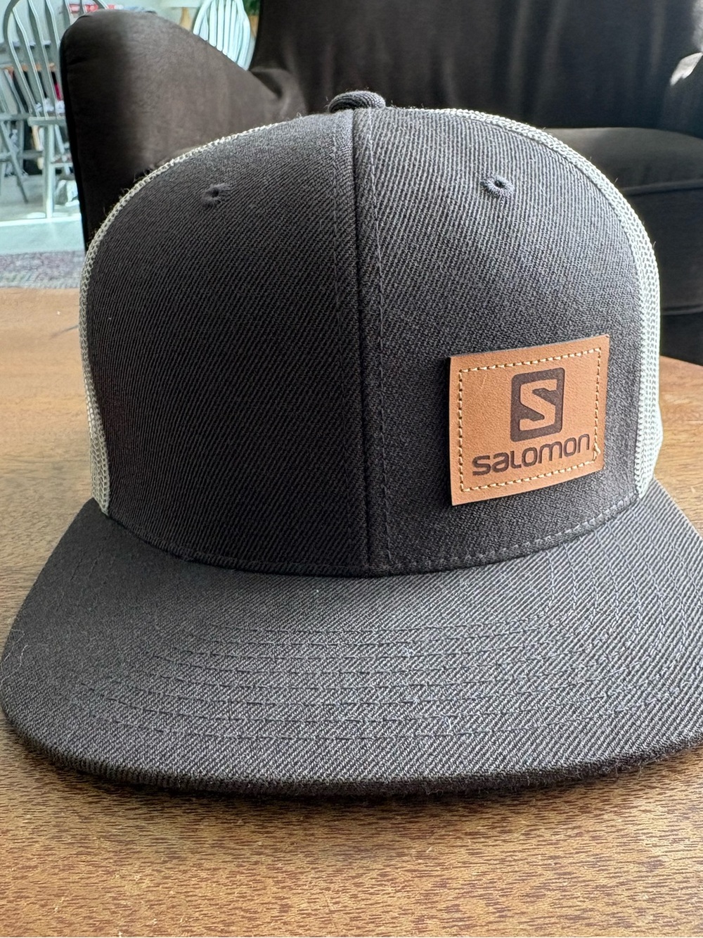 Salomon Leather Patch Trucker Hat, OSFM, EUC